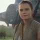 Illustration for article titled The 11 Biggest Differences Between the Book and Movie Versions of iThe Force Awakens/i